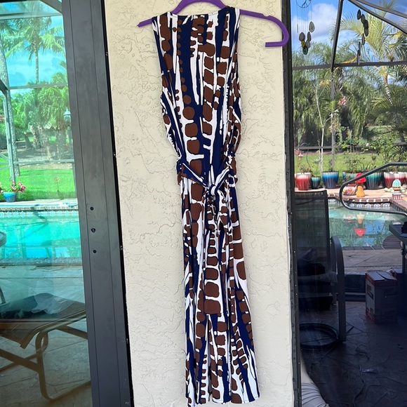 DONNA MORGAN beautiful classy dress - Picture 4 of 5